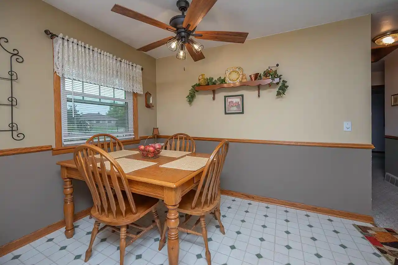 Photo 1 of Single family home for sale at 5353 S Elaine Ave, Cudahy, WI 53110 | MLS# 1983262 | Listing updated on 2026-10-04