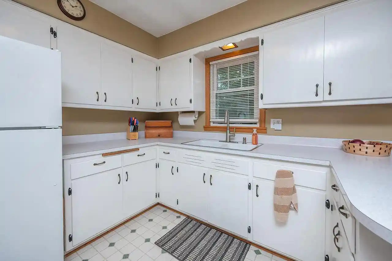 Photo 2 of Single family home for sale at 5353 S Elaine Ave, Cudahy, WI 53110 | MLS# 1983262 | Listing updated on 2026-10-04