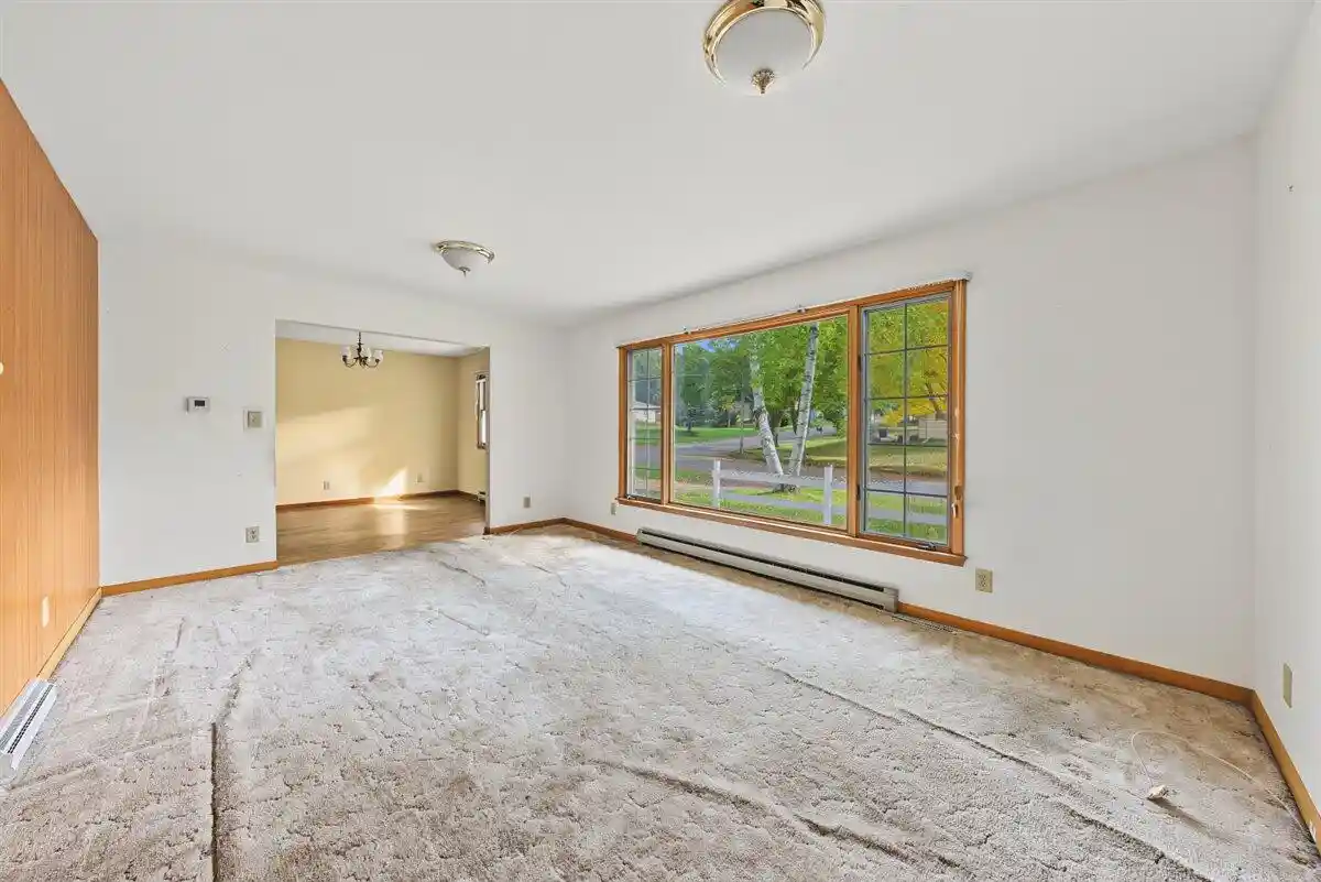 Photo 3 of Sale Pending at 806 Roosevelet Ave, Viroqua, WI 54665 | MLS# 1983265 | Listing updated on 2026-10-05