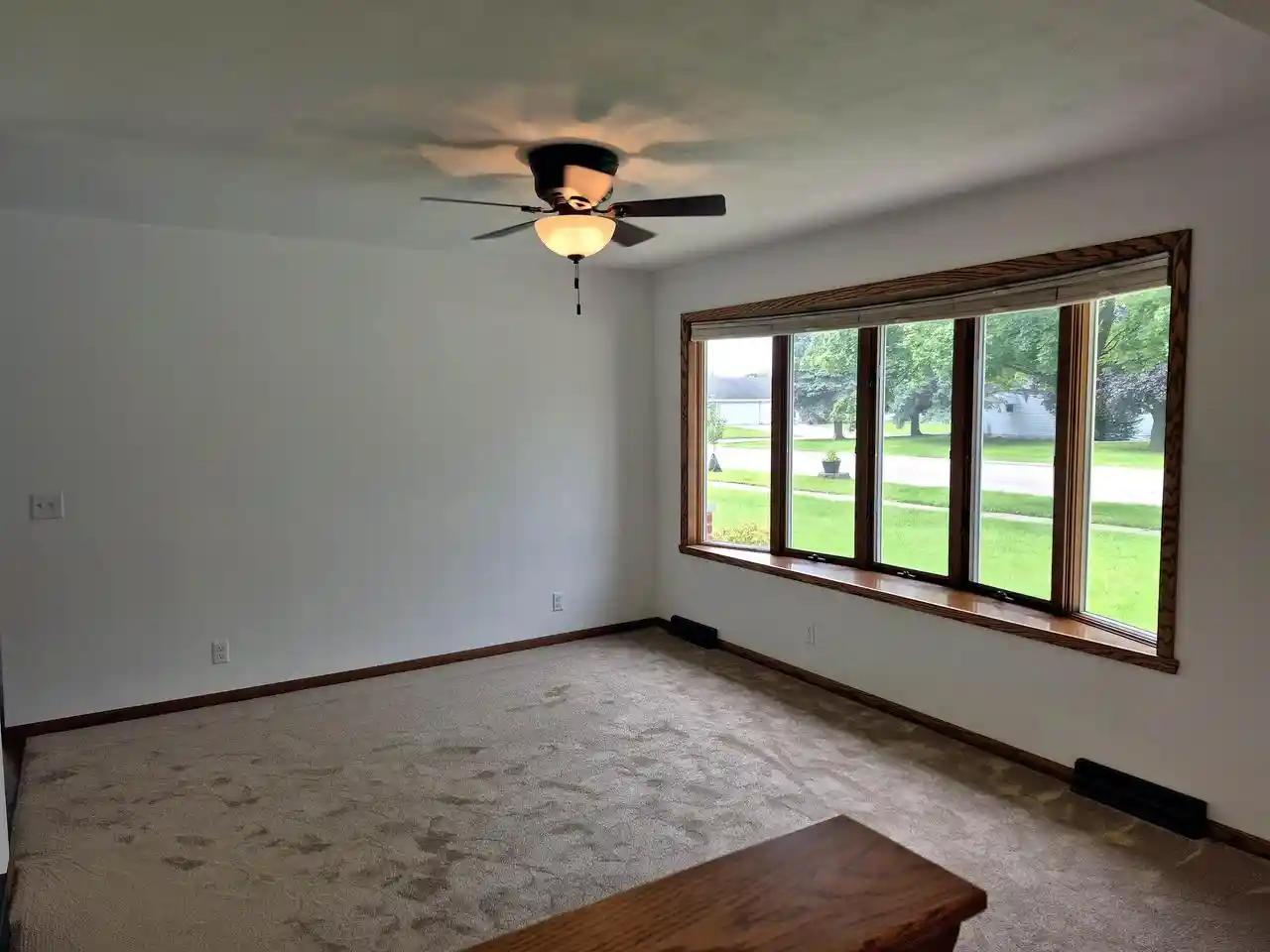 Photo 4 of Single family home for sale at 1212 N Wuthering Hills Dr, Janesville, WI 53546 | MLS# 2033961 | Listing updated on 2026-10-08