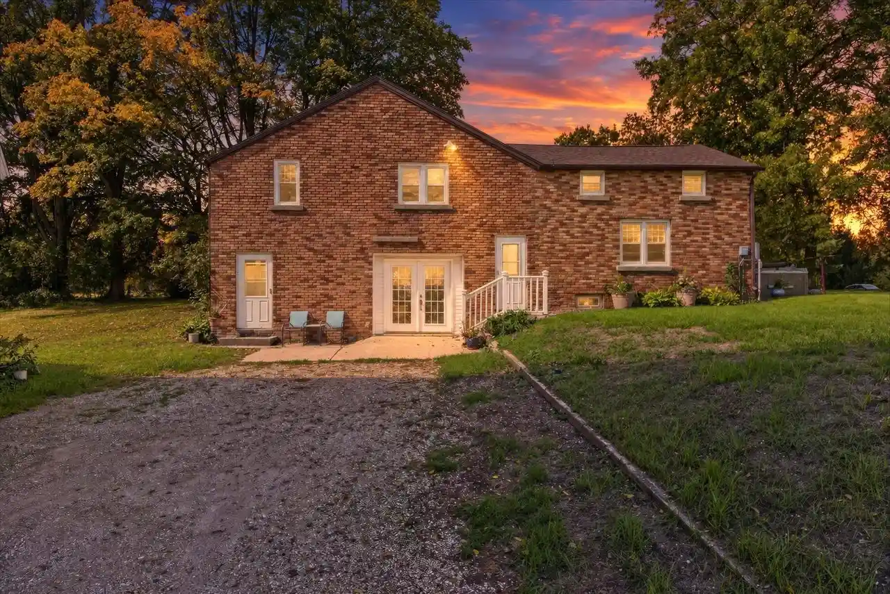 Photo 1 of Single family home for sale at 559 Shearer St, Edgerton, WI 53534 | MLS# 2033965 | Listing updated on 2026-10-04