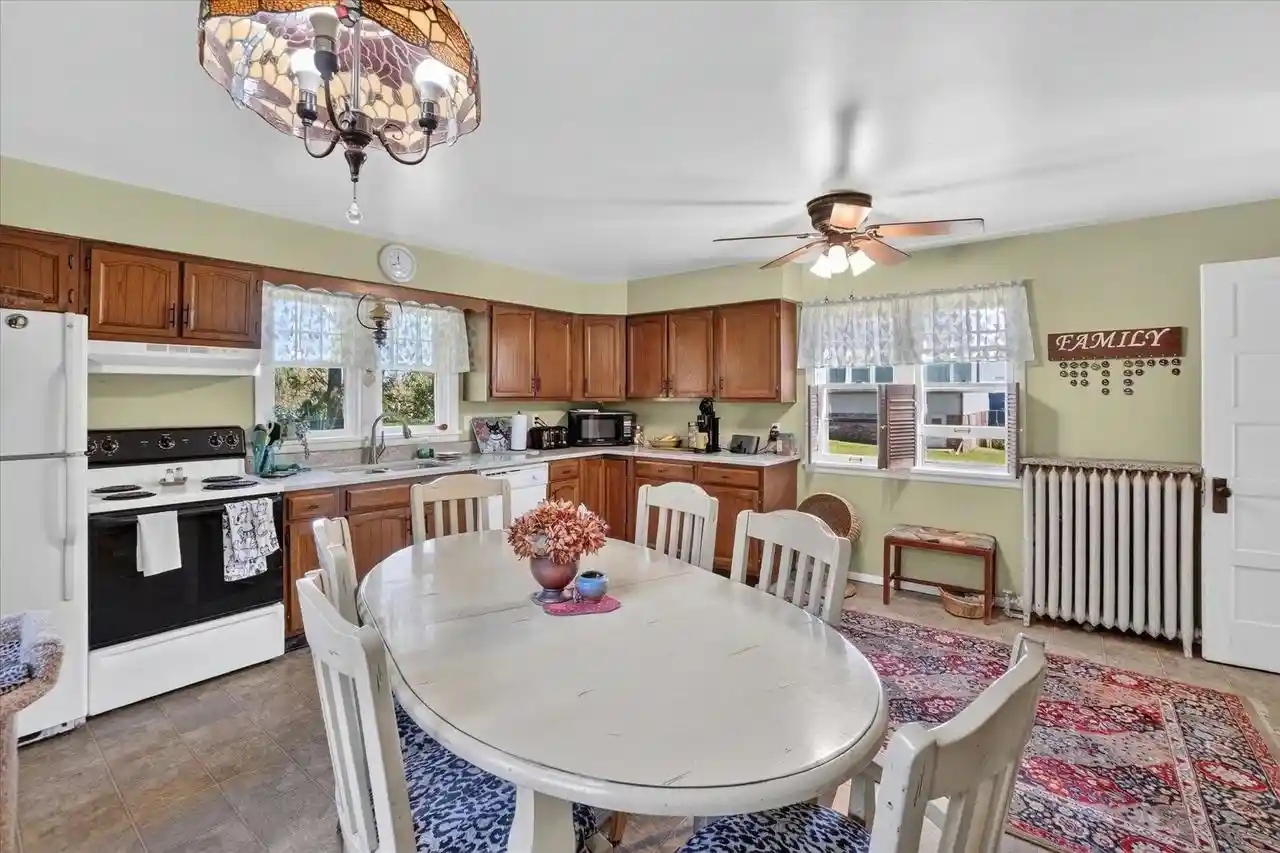 Photo 3 of Single family home for sale at 559 Shearer St, Edgerton, WI 53534 | MLS# 2033965 | Listing updated on 2026-10-04