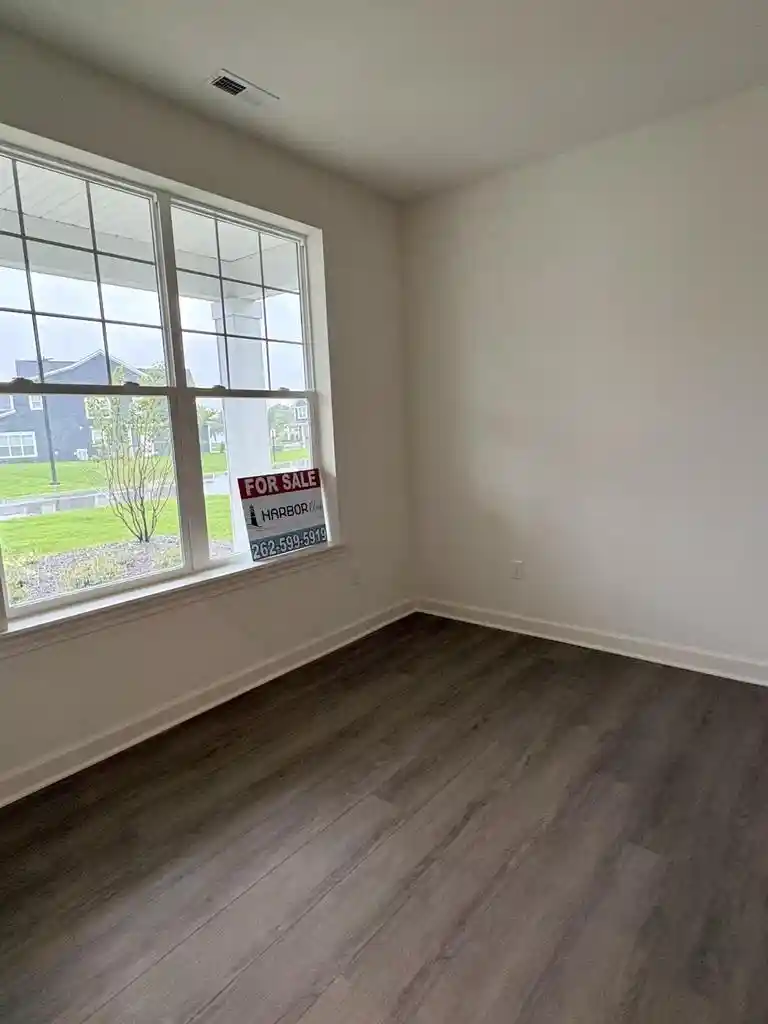 Photo 3 of Single family home for sale at 2625 Mooring Ct, Delavan, WI 53115 | MLS# 1983278 | Listing updated on 2026-10-04