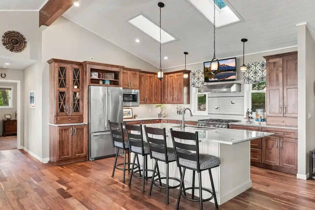 Photo 3 of Single family home for sale at N4756 N Lakeshore Dr, Princeton, WI 54968 | MLS# 2033970 | Listing updated on 2026-10-11