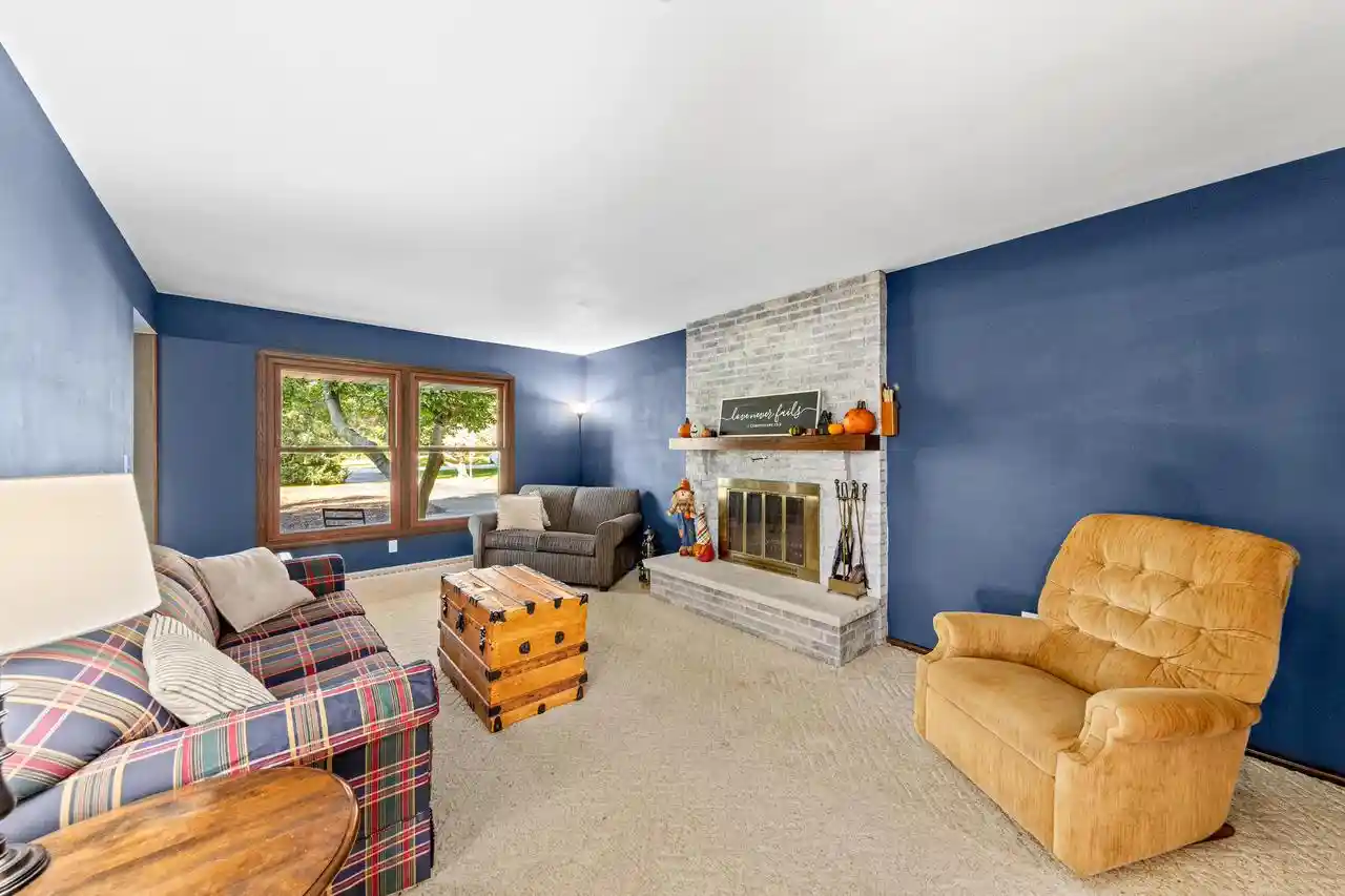 Photo 3 of Single family home for sale at 5110 S Woodridge Ln, New Berlin, WI 53146 | MLS# 1983284 | Listing updated on 2026-10-09