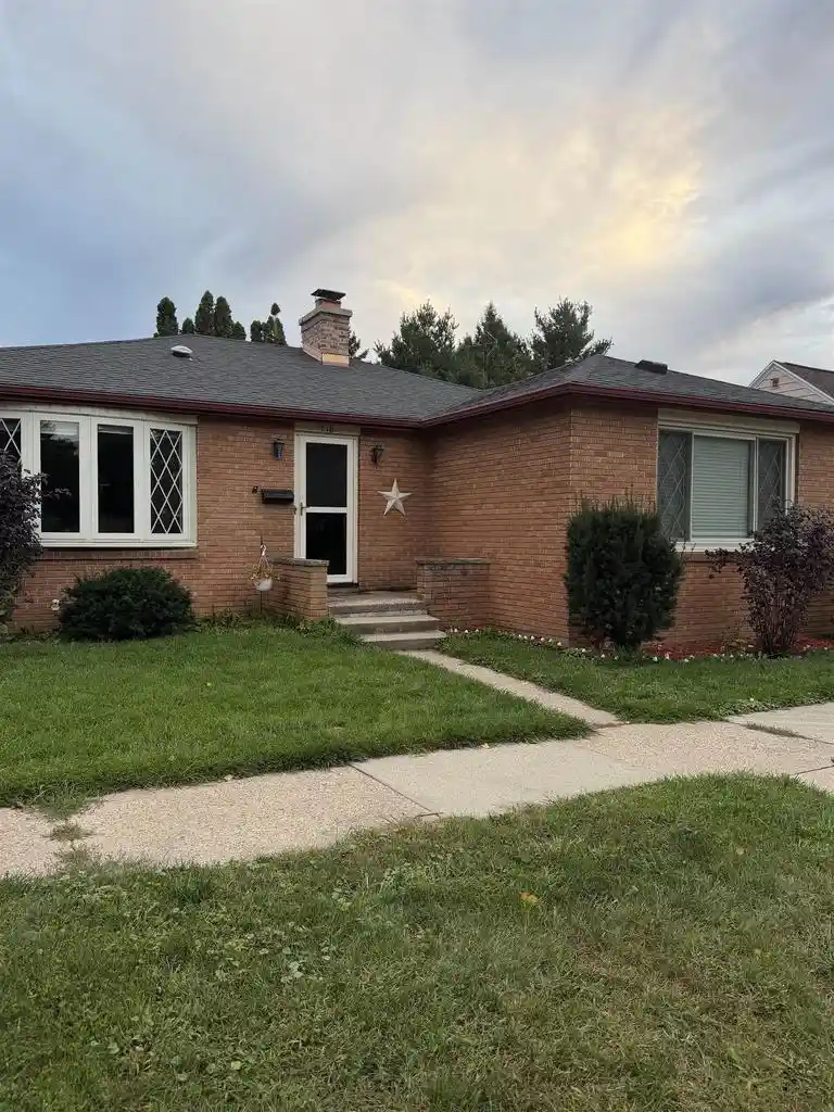 Photo 1 of Single family home for sale at 718 3rd Street, Baraboo, WI 53913 | MLS# 2033985 | Listing updated on 2026-10-04