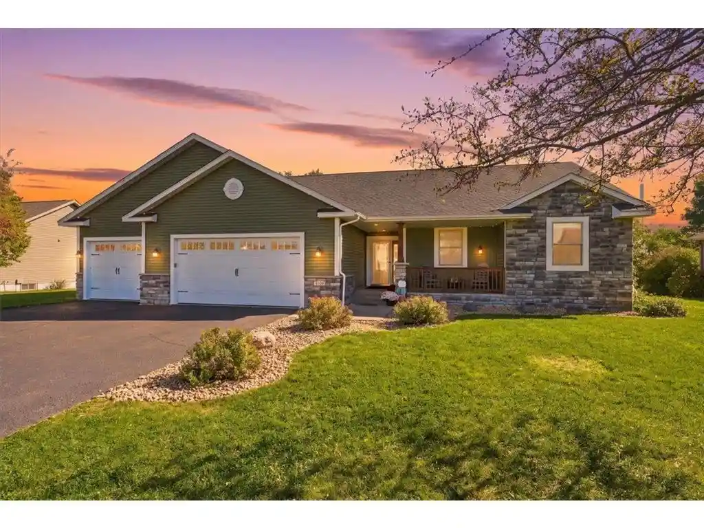 Photo 1 of Single family home for sale at 1328 Creekwood Dr, New Richmond, WI 54017 | MLS# 7118904 | Listing updated on 2026-10-10