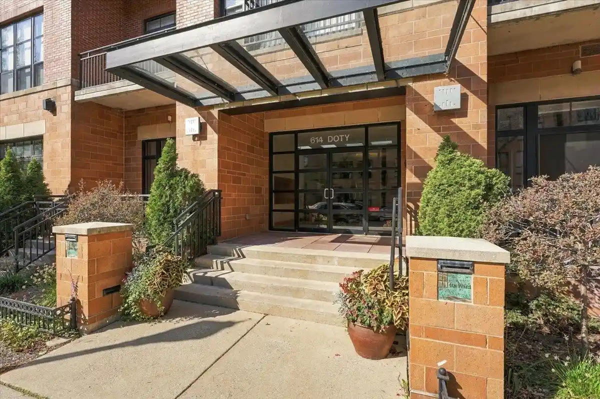 Condo for sale at 614 W Doty St #401, Madison, WI 53703 | MLS# 2033991