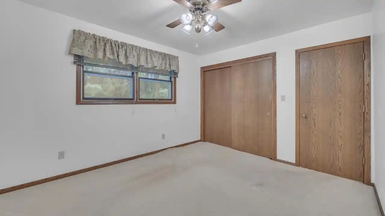 Photo 4 of Sale Pending at 1244 Castle Ave, Sheboygan, WI 53081 | MLS# 1983303 | Listing updated on 2026-10-07