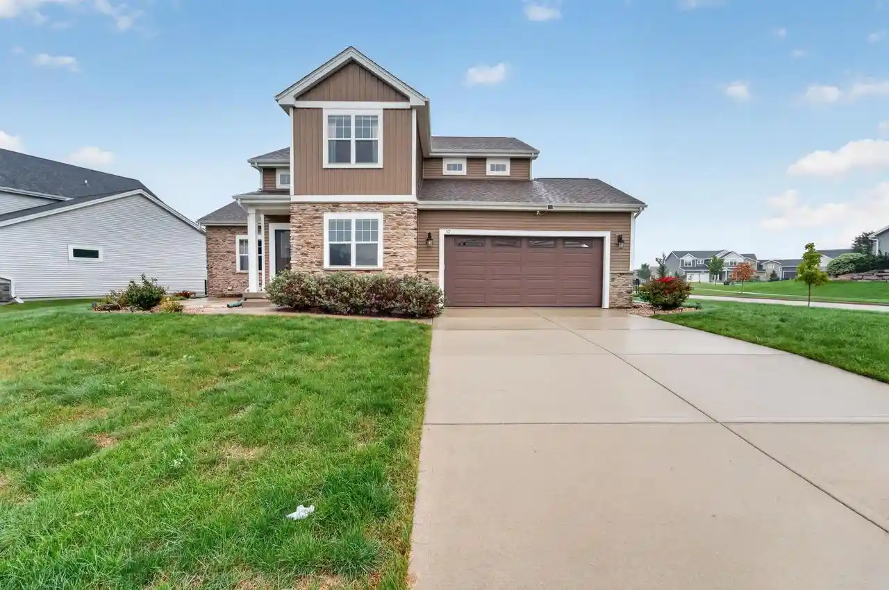 Photo 1 of Single family home for sale at 517 Dragon Willow Ln, Middleton, WI 53562 | MLS# 2033996 | Listing updated on 2026-10-05