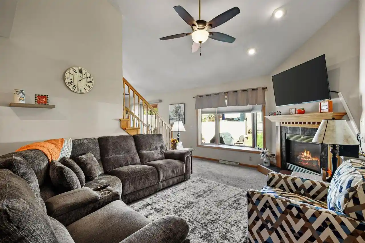 Photo 2 of Single family home for sale at 636 Constitution Ln, Deforest, WI 53532 | MLS# 2034000 | Listing updated on 2026-10-06
