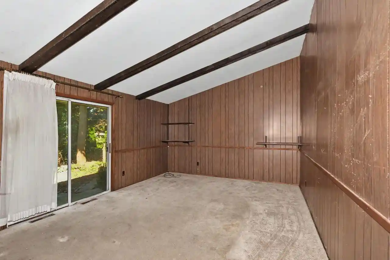 Photo 2 of Single family home for sale at 14870 W Kingsway Dr, New Berlin, WI 53151 | MLS# 1983317 | Listing updated on 2026-10-08