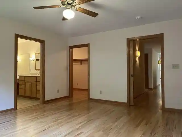 Photo 4 of Single family home for sale at S80w36100 Oak Ridge Dr, Eagle, WI 53119 | MLS# 1983325 | Listing updated on 2026-10-10