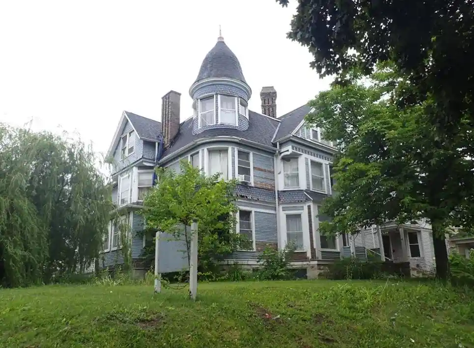Photo 1 of Single family home for sale at 743 N 25th Street, Milwaukee, WI 53233 | MLS# 1983323 | Listing updated on 2026-10-07