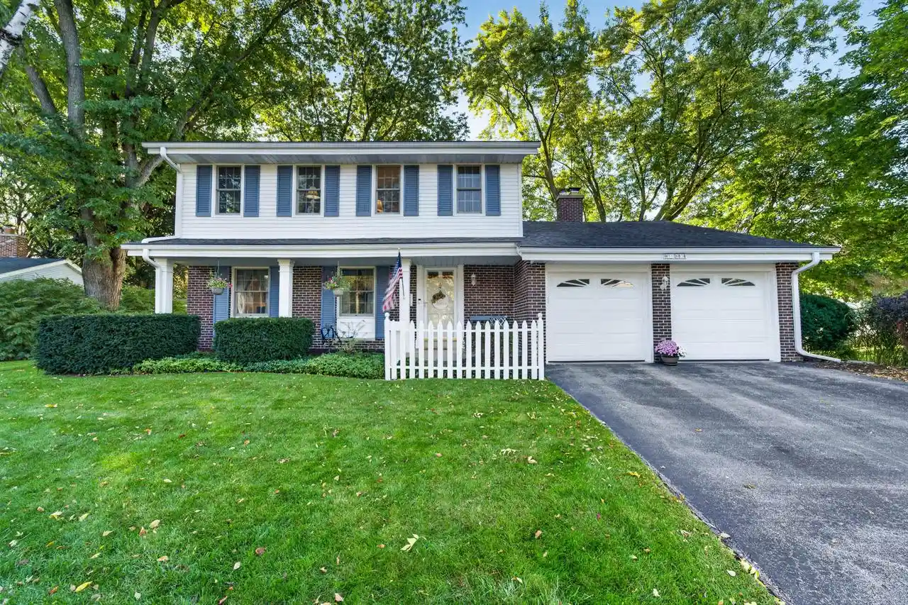 Photo 1 of Single family home for sale at W51n838 Derby Ln, Cedarburg, WI 53012 | MLS# 1983328 | Listing updated on 2026-10-09