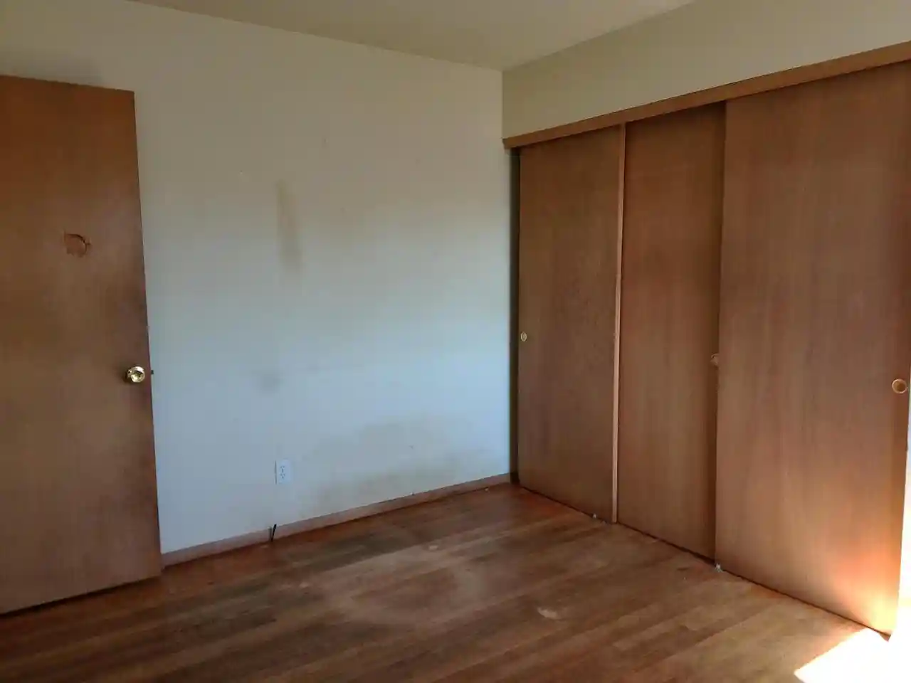Photo 4 of Single family home for sale at 1601 Roosevelt Ave, Racine, WI 53406 | MLS# 1983331 | Listing updated on 2026-10-05