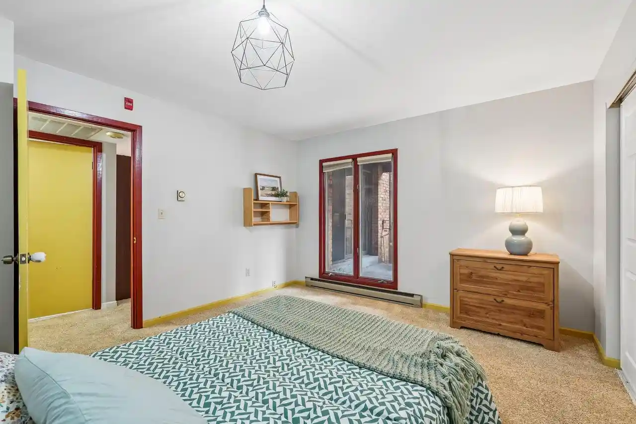 Photo 3 of Condo for sale at 1906 E Shorewood Blvd #265, Milwaukee, WI 53211 | MLS# 1983329 | Listing updated on 2026-10-10