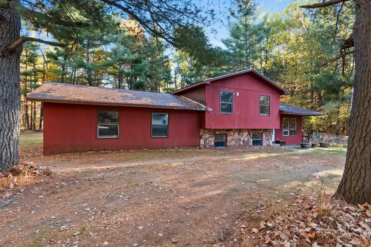 Photo 1 of Single family home for sale at 1889 Kennedy Ln, Florence, WI 54121 | MLS# 50333728 | Listing updated on 2026-10-05