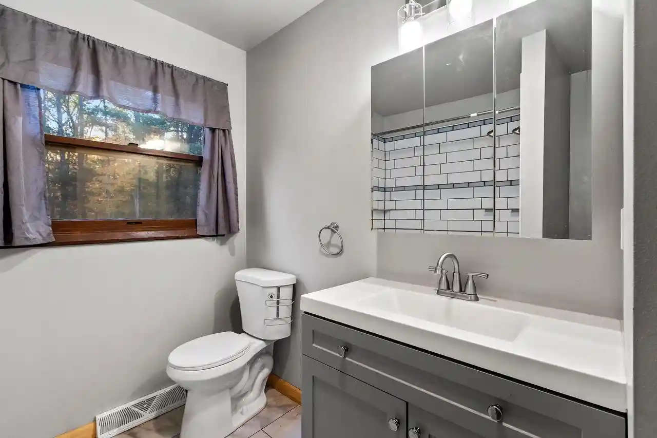 Photo 3 of Single family home for sale at 1889 Kennedy Ln, Florence, WI 54121 | MLS# 50333728 | Listing updated on 2026-10-05