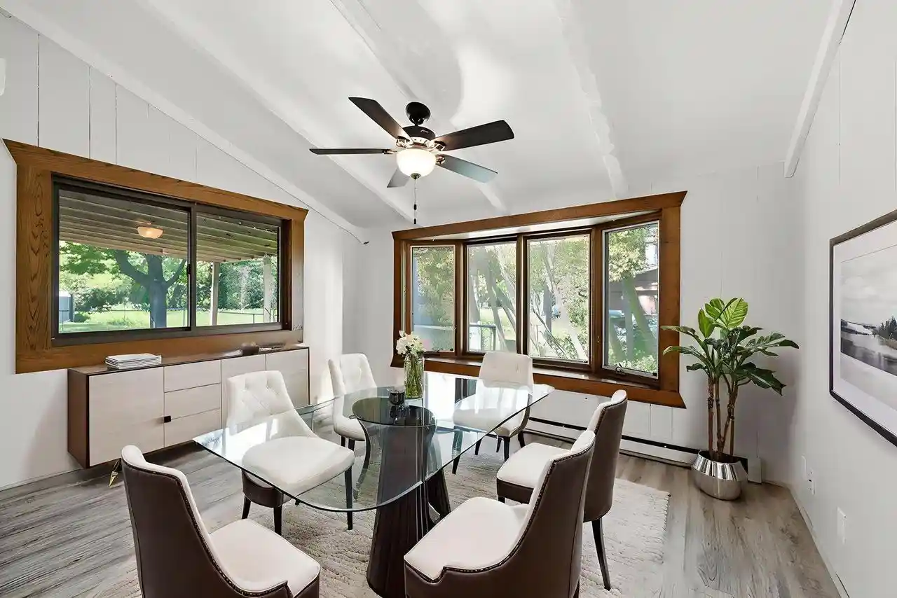 Photo 2 of Sale Pending at 611 W Mequon Rd, Mequon, WI 53092 | MLS# 1983334 | Listing updated on 2026-10-08