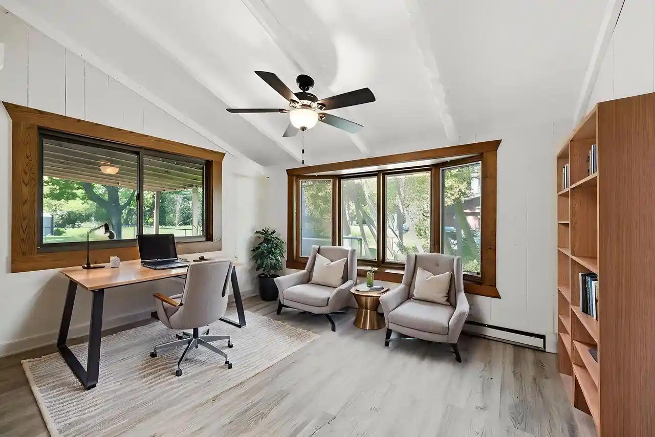 Photo 3 of Sale Pending at 611 W Mequon Rd, Mequon, WI 53092 | MLS# 1983334 | Listing updated on 2026-10-08