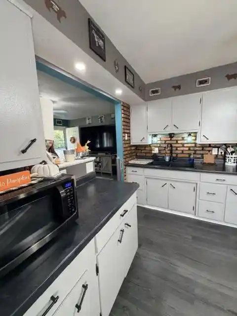 Photo 3 of Single family home for sale at 1915 Glen Ave, Beloit, WI 53511 | MLS# 2034008 | Listing updated on 2026-10-06