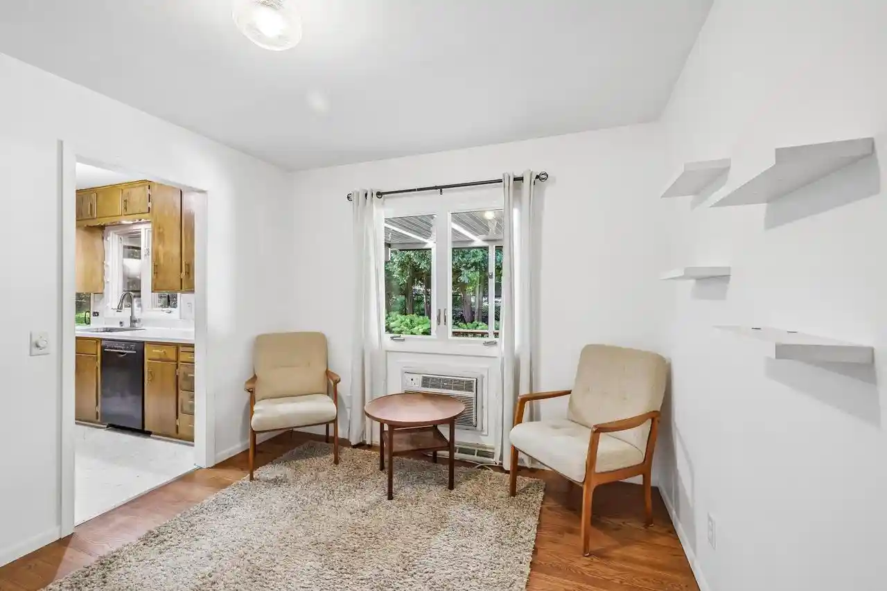 Photo 3 of Single family home for sale at 2 Carillon Dr, Madison, WI 53705 | MLS# 2034012 | Listing updated on 2026-10-05
