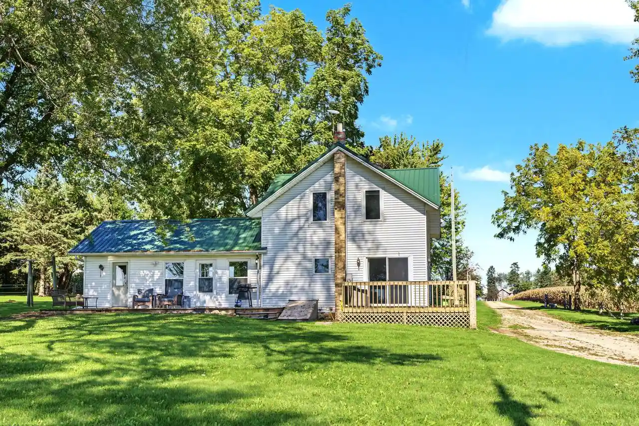 Photo 1 of Single family home for sale at N7097 Nielson Ln, Johnson Creek, WI 53038 | MLS# 1983336 | Listing updated on 2026-10-06