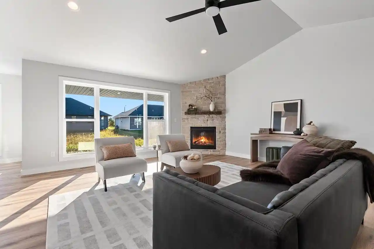 Photo 3 of Single family home for sale at 1424 Divinity Dr, De Pere, WI 54115 | MLS# 50333748 | Listing updated on 2026-10-05