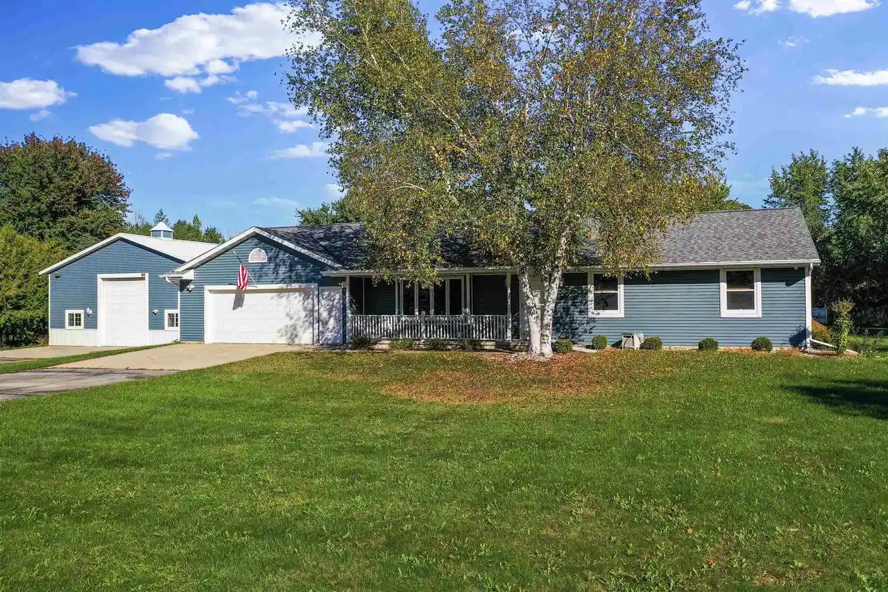 Photo 1 of Single family home for sale at 1168 County Rd C, Pulaski, WI 54162 | MLS# 50333750 | Listing updated on 2026-10-05