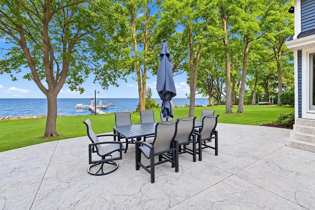 Photo 1 of Single family home for sale at N9598 Winnebago Park Rd, Fond Du Lac, WI 54937 | MLS# 1983357 | Listing updated on 2026-10-08