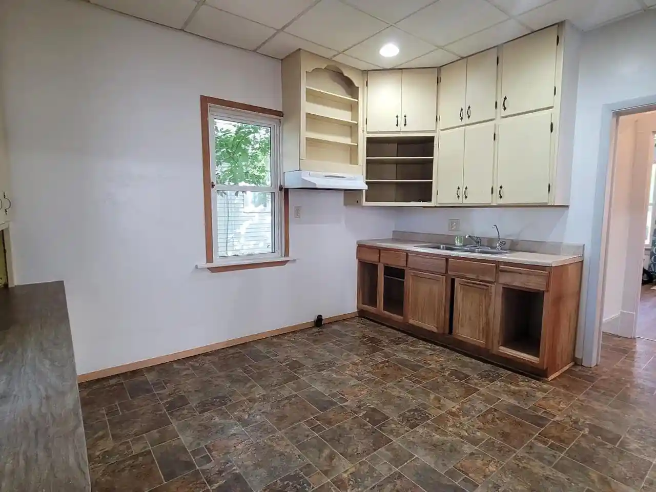 Photo 1 of Single family home for sale at 220 13th Avenue, Green Bay, WI 54303 | MLS# 50333716 | Listing updated on 2026-10-08