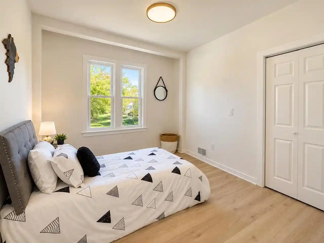 Photo 22 of Sale Pending at 2932 W Walnut St, Milwaukee, WI 53208 | MLS# 1983359 | Listing updated on 2026-10-09
