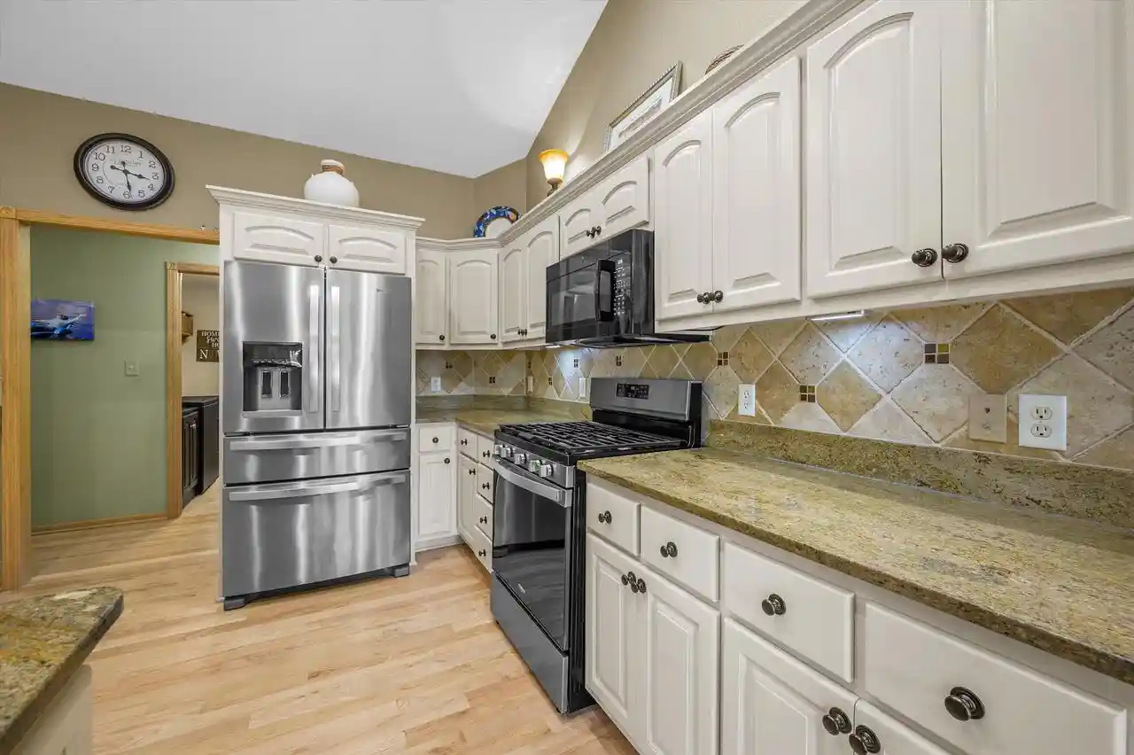 Photo 1 of Single family home for sale at 28455 Cobblestone Ct, Waterford, WI 53185 | MLS# 1983367 | Listing updated on 2026-10-23