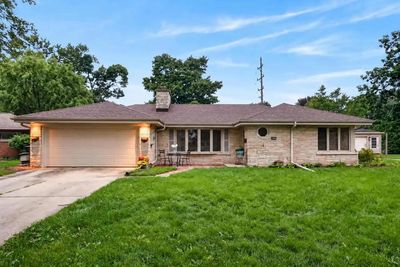 Single family home for sale at 2127 Crestview Ct, Milwaukee, WI 53226 | MLS# 1983365
