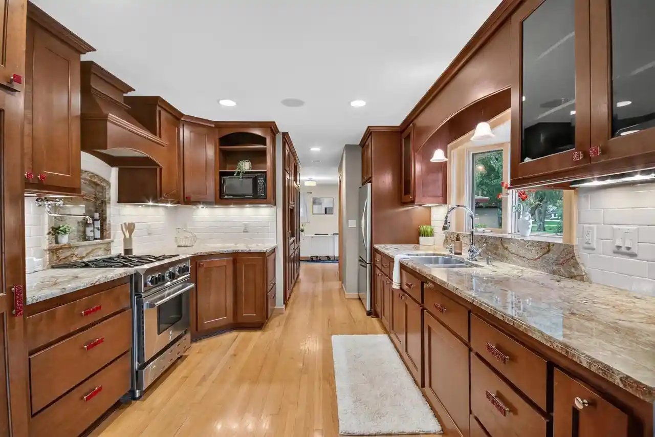 Photo 1 of Single family home for sale at 2127 Crestview Ct, Milwaukee, WI 53226 | MLS# 1983365 | Listing updated on 2026-10-09