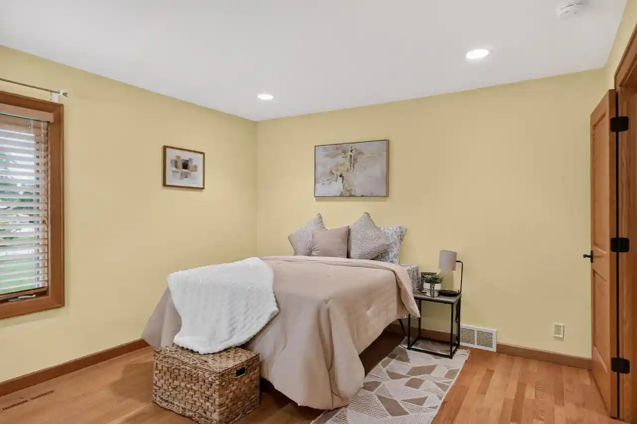 Photo 3 of Single family home for sale at 2127 Crestview Ct, Milwaukee, WI 53226 | MLS# 1983365 | Listing updated on 2026-10-09
