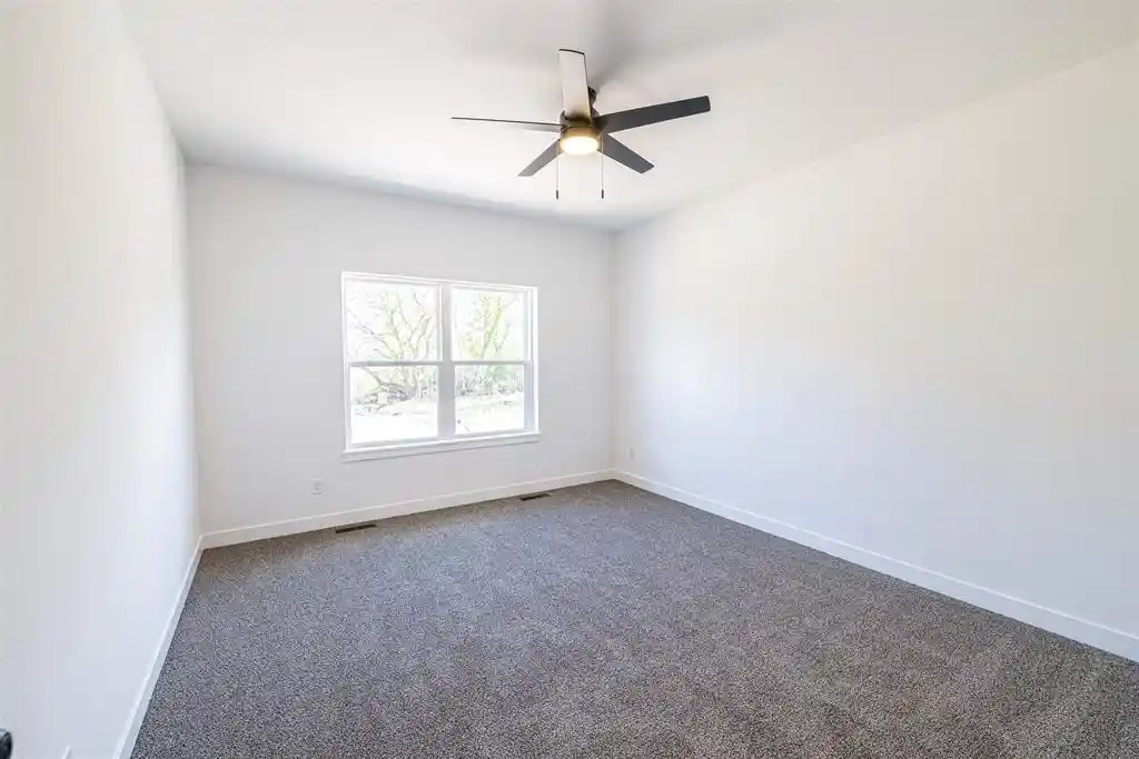 Photo 4 of Single family home for sale at 2551 Kadlec Dr, Beloit, WI 53511 | MLS# 2034021 | Listing updated on 2026-10-05