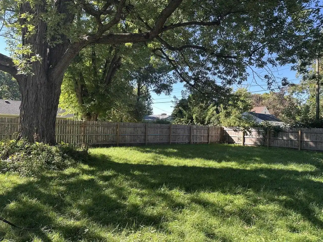 Photo 4 of Single family home for sale at 547 N Walnut St, Janesville, WI 53548 | MLS# 2034030 | Listing updated on 2026-10-06