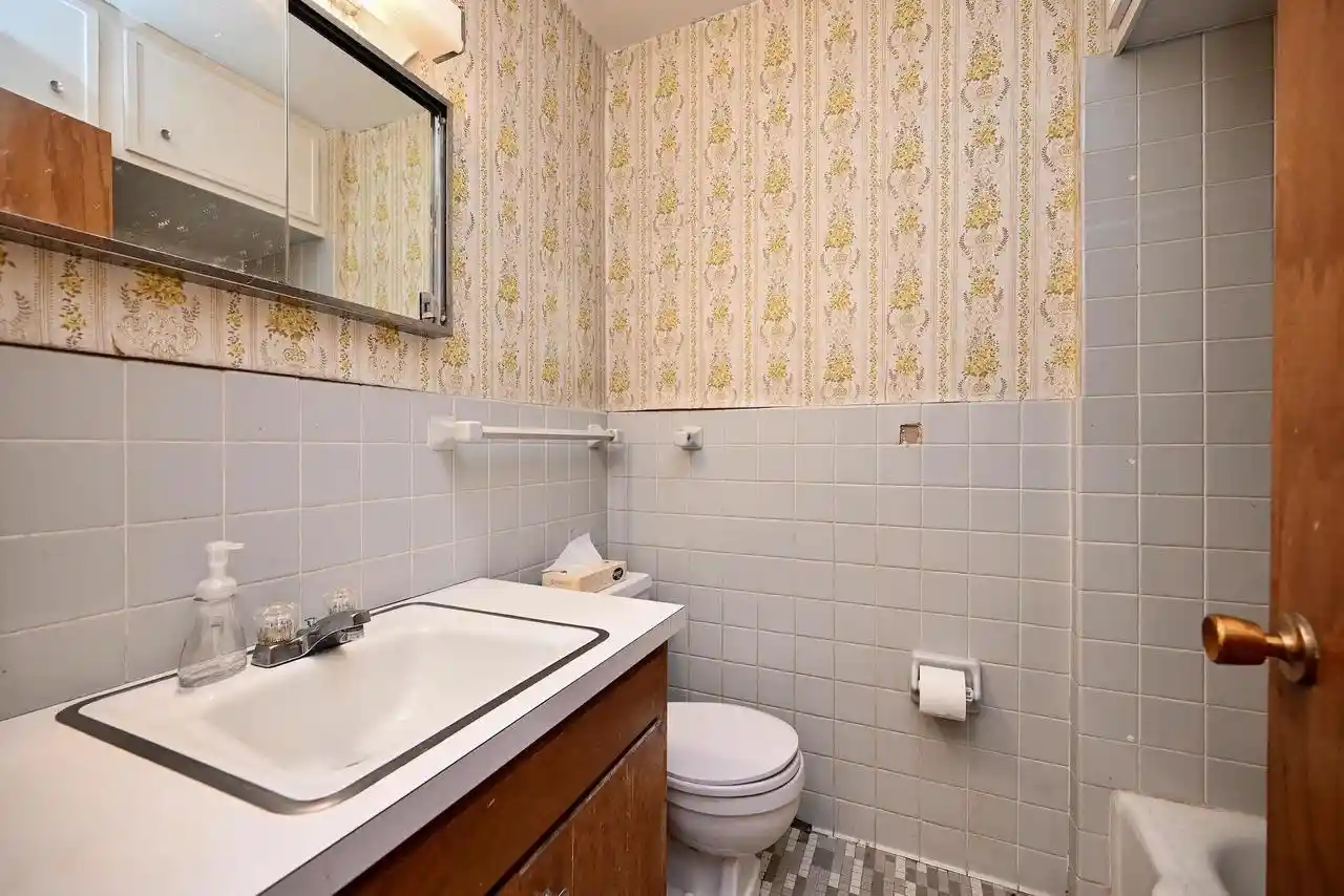 Photo 2 of Single family home for sale at 1659 Edgewood Rd, Winona, MN 55987 | MLS# 1983408 | Listing updated on 2026-10-30