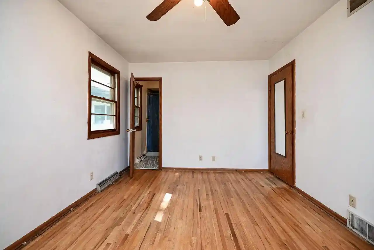 Photo 4 of Single family home for sale at 1659 Edgewood Rd, Winona, MN 55987 | MLS# 1983408 | Listing updated on 2026-10-30
