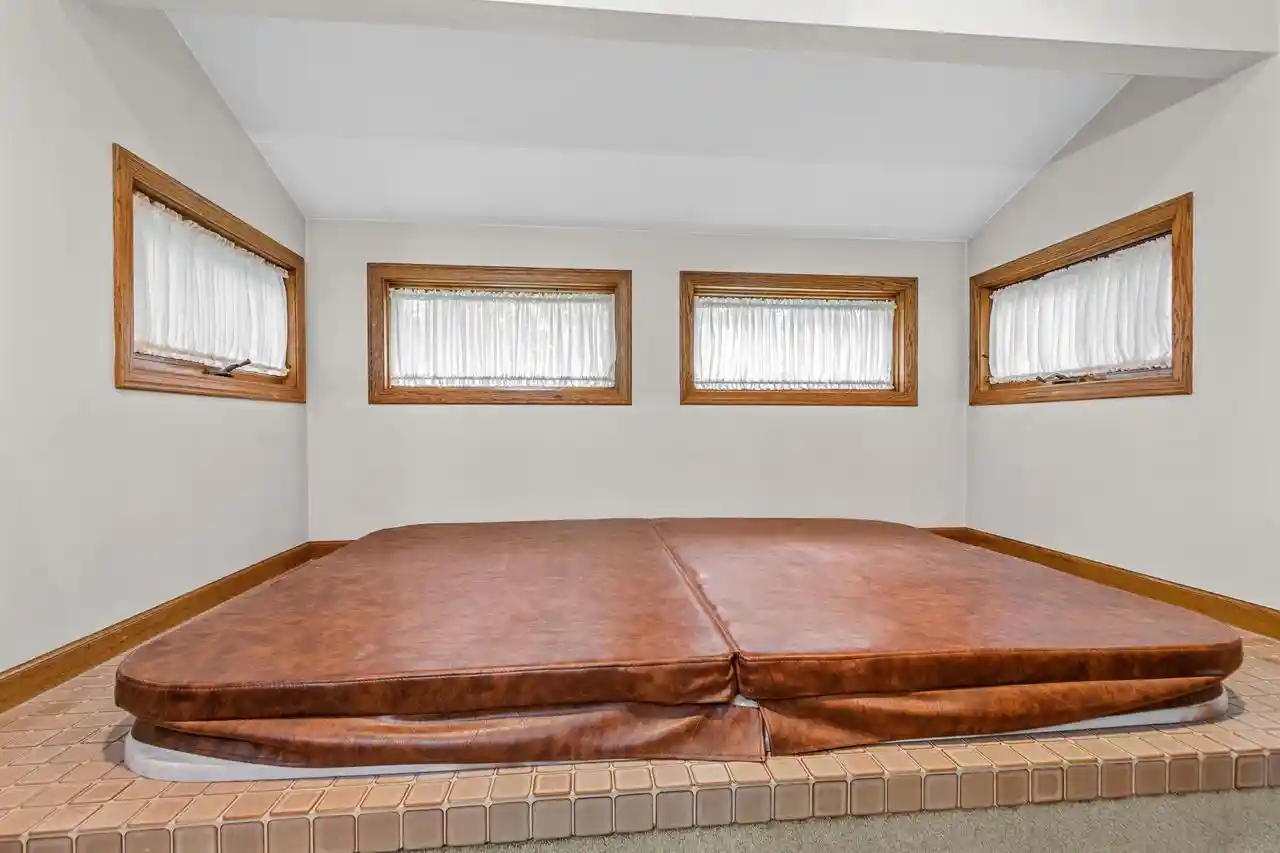 Photo 3 of Single family home for sale at 512 Autumn Ct, Stevens Point, WI 54481 | MLS# 22604947 | Listing updated on 2026-10-08