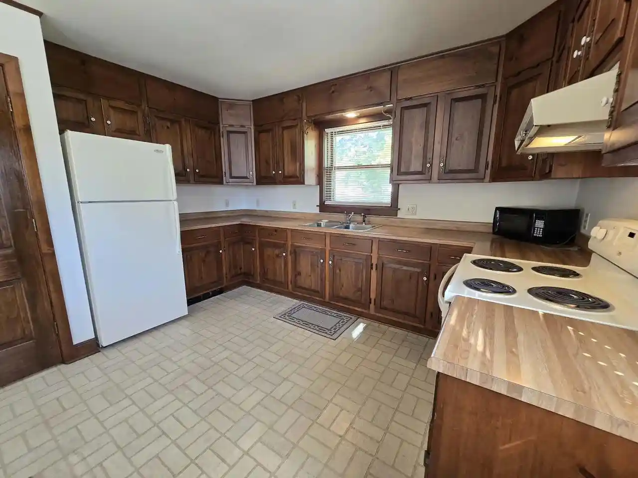 Photo 3 of Single family home for sale at 318 W Madison St, Wautoma, WI 54982 | MLS# 50333770 | Listing updated on 2026-10-05