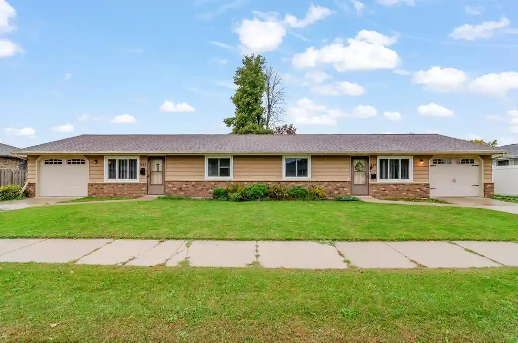 Photo 1 of Multi family home for sale at 930 Abrams St, Green Bay, WI 54302 | MLS# 50333777 | Listing updated on 2026-10-05