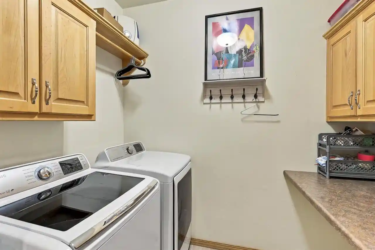 Photo 4 of Condo for sale at 180 Golf Crse Dr, Wrightstown, WI 54180 | MLS# 50333753 | Listing updated on 2026-10-09