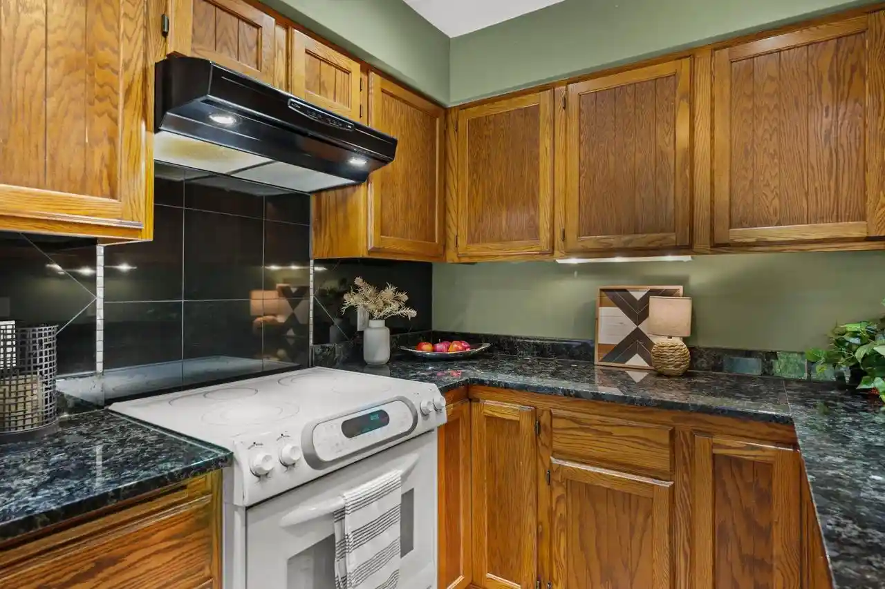 Photo 3 of Condo for sale at 15 Hickory Holw Dr, Madison, WI 53705 | MLS# 2034036 | Listing updated on 2026-10-07