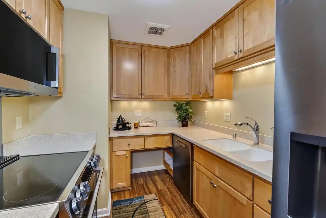 Listing Photo 5 - Condo for sale in building located at 3414 Vly Ridge Rd, Middleton, WI 53562 - Unit #3