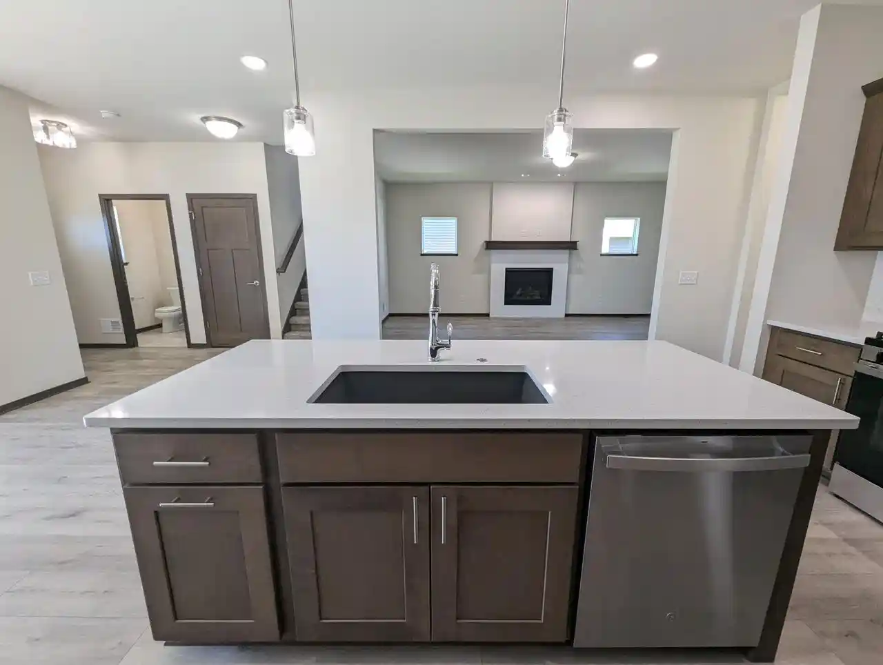 Photo 4 of Single family home for sale at 6654 Redpoll Rd, Middleton, WI 53562 | MLS# 2034044 | Listing updated on 2026-10-08