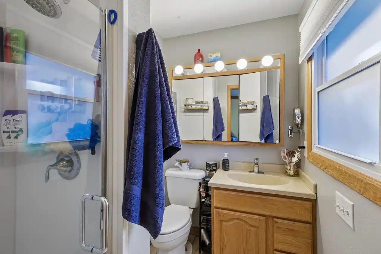 Photo 4 of Single family home for sale at 17 St Albans Ave, Madison, WI 53714 | MLS# 2034045 | Listing updated on 2026-10-08