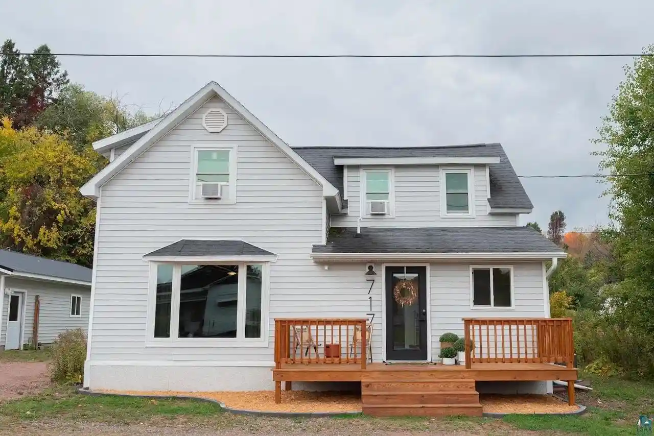Photo 1 of Single family home for sale at 717 Drake St, Mellen, WI 54546 | MLS# 6128299 | Listing updated on 2026-10-27